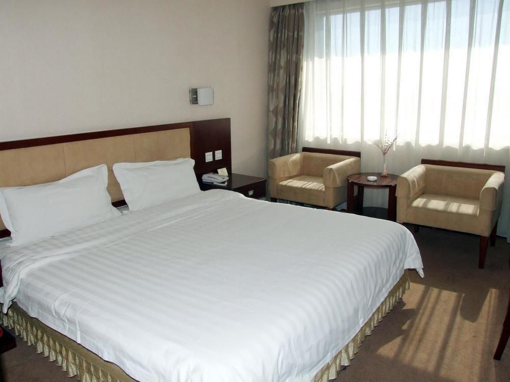 Changchun Ya Tai Hotel Екстериор снимка