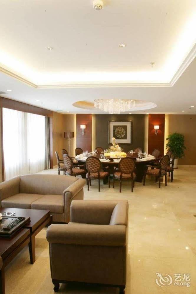 Changchun Ya Tai Hotel Екстериор снимка