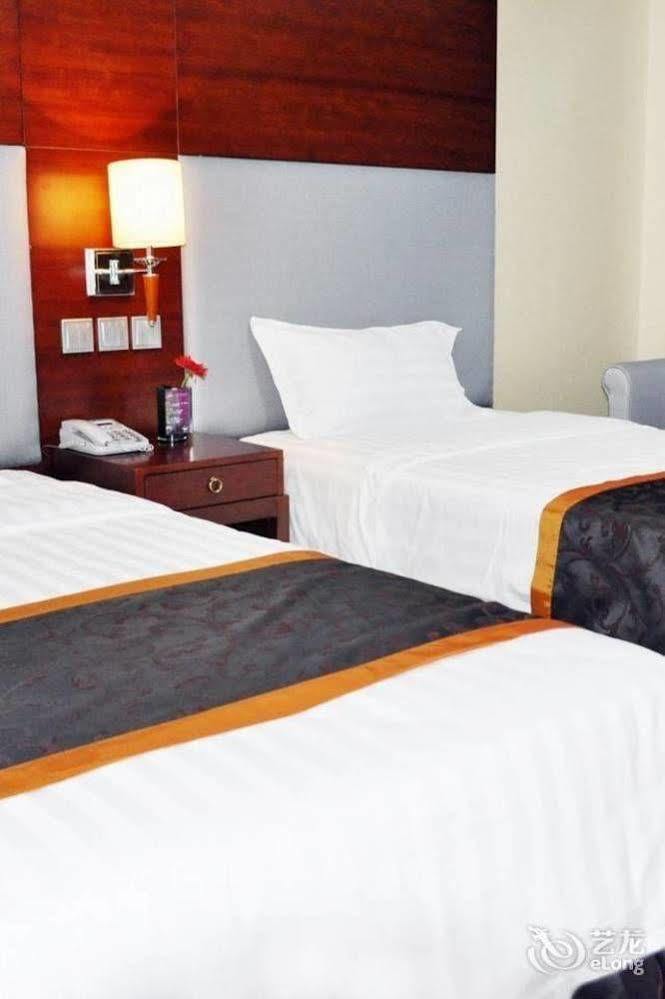 Changchun Ya Tai Hotel Екстериор снимка